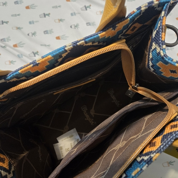 WRANGLER PURSE - Picture 3 of 5